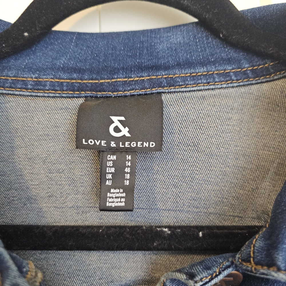 Love & Legend Distressed Dark Blue Denim Jean  Jacket SZ 14 - Picture 7 of 14